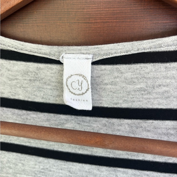 CY Striped Cardigan - Picture 3 of 7